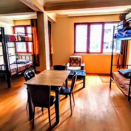 Masala Hostel Batumi Kültér fotó