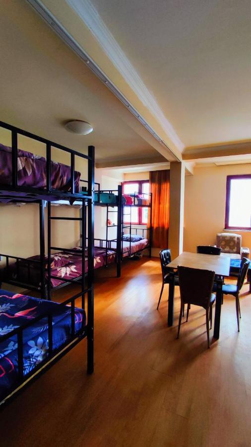 Masala Hostel Batumi Kültér fotó