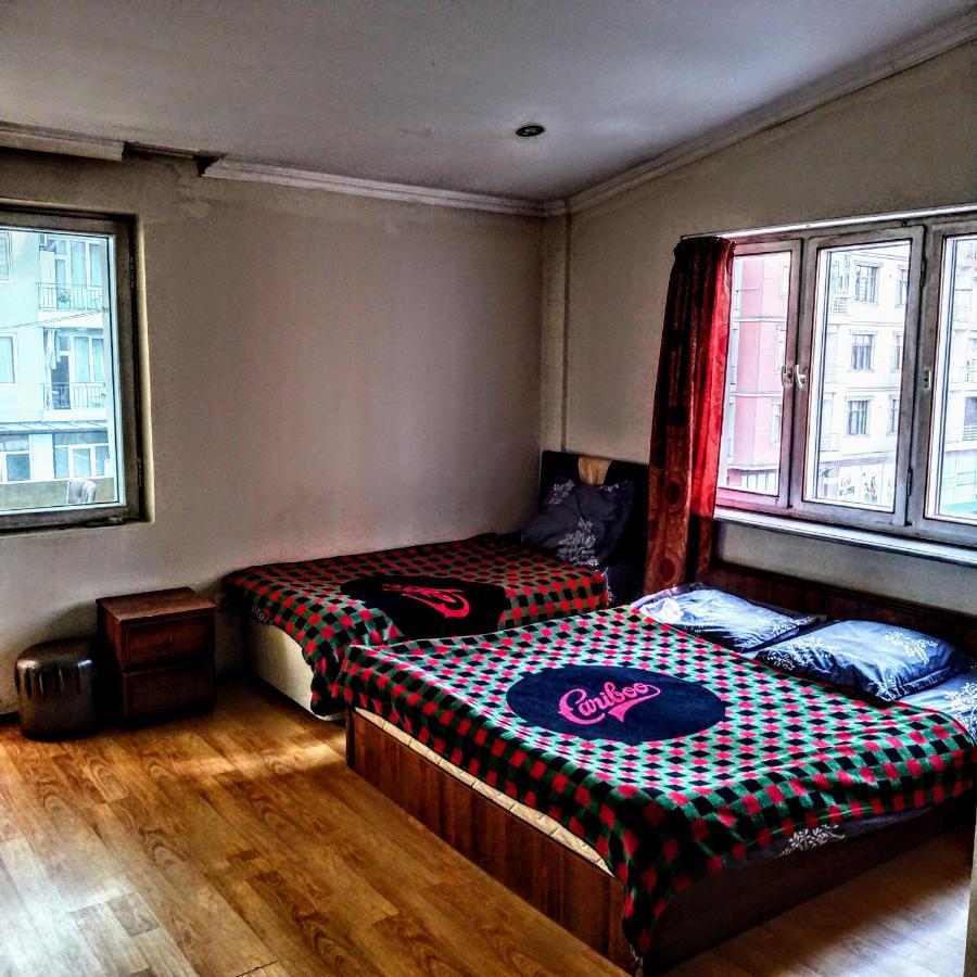 Masala Hostel Batumi Kültér fotó