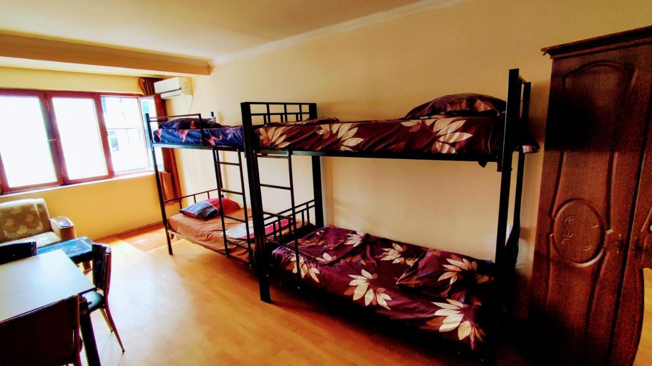 Masala Hostel Batumi Kültér fotó
